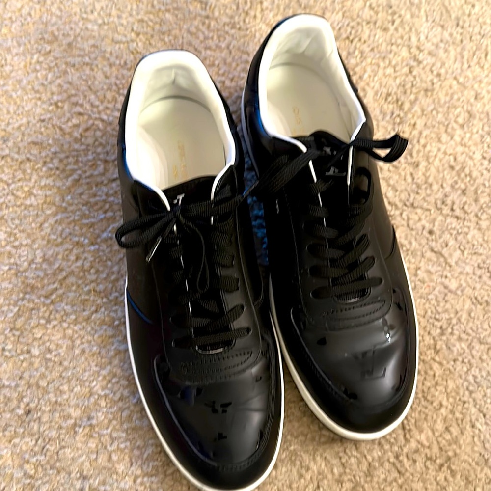 Authentic Louis Vuitton leather shoes Almost New